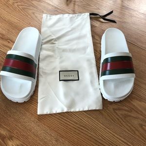 Gucci Web Slides